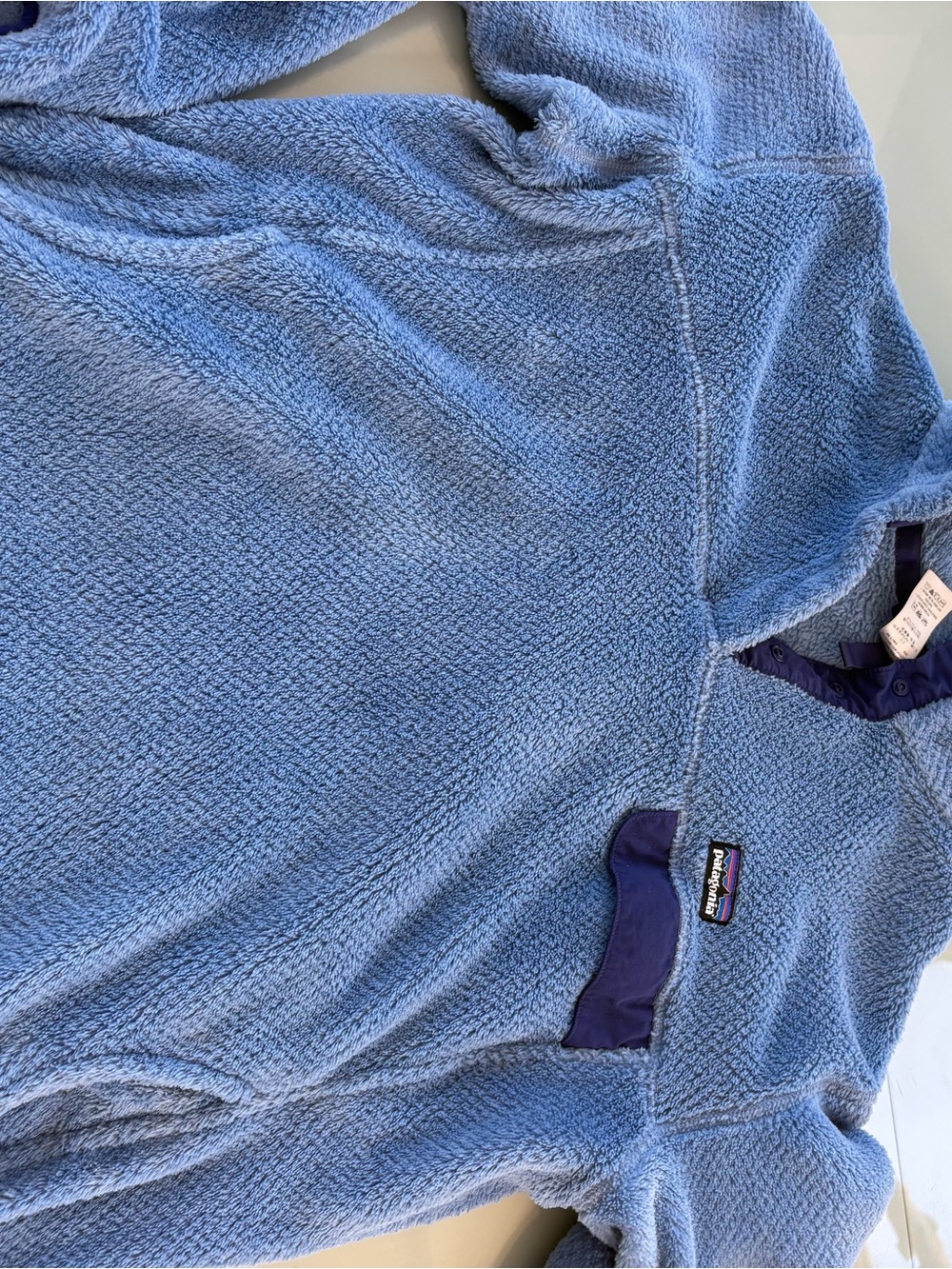 Patagonia Men’s Light Blue Fleece Zip Pullover with Navy Trim